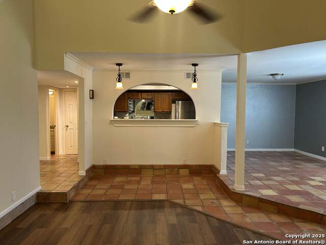Image 6 of 29 For 8405 Echo Creek