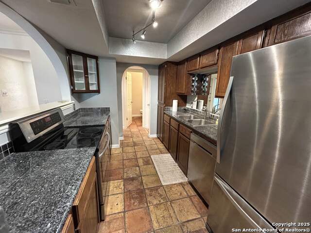 Image 8 of 29 For 8405 Echo Creek