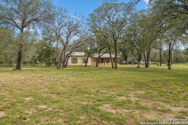 Details for 240 Oak Hollow, La Vernia, TX 78121