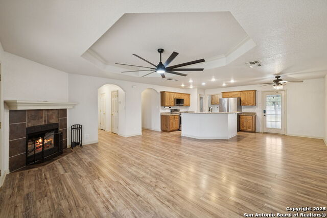 Image 11 of 69 For 240 Oak Hollow