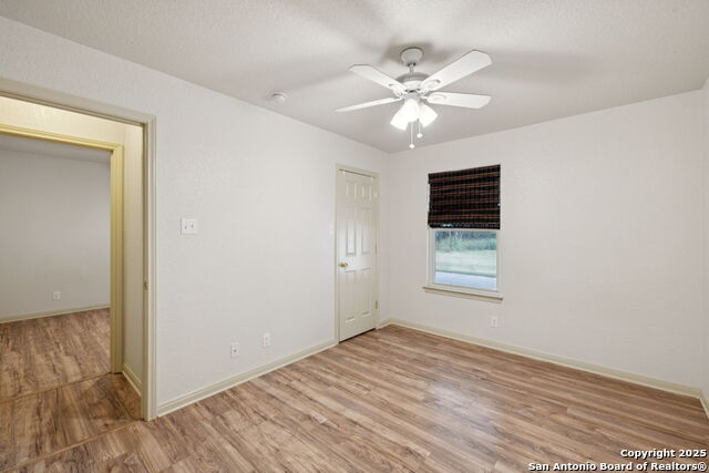 Image 40 of 69 For 240 Oak Hollow