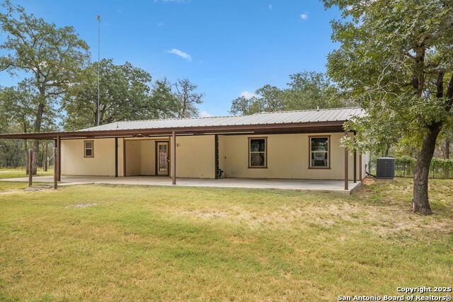 Image 8 of 69 For 240 Oak Hollow