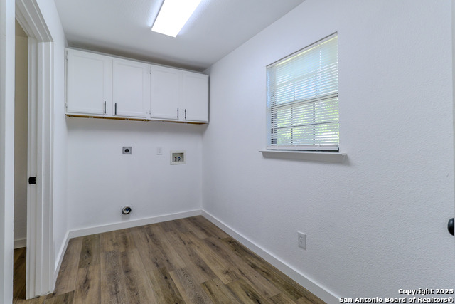 Listing photo id 11 for 1410 B St