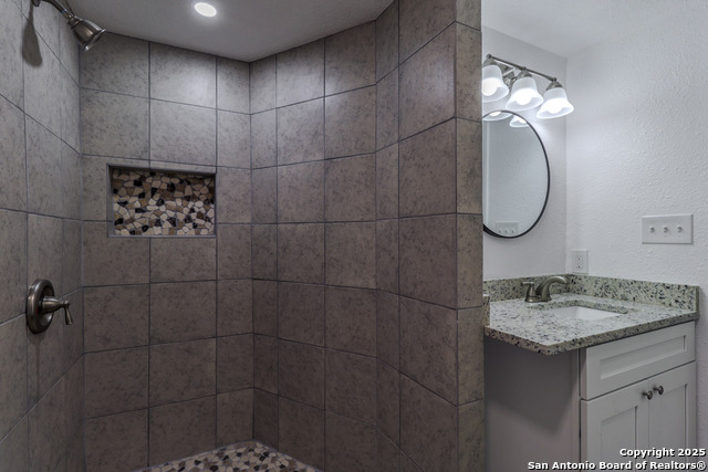 Listing photo id 7 for 1410 B St