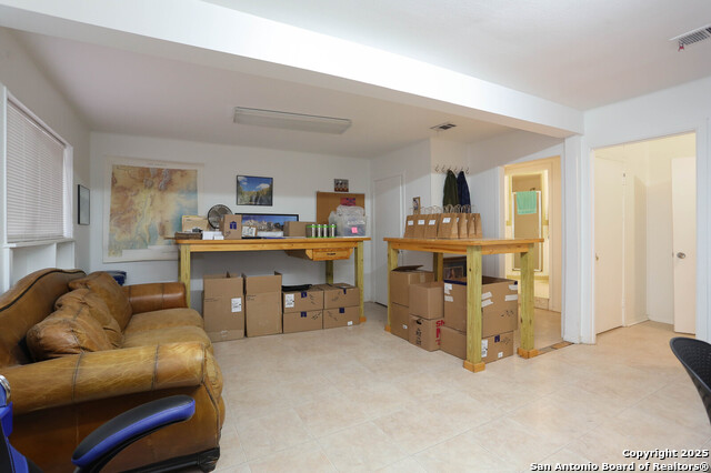 Image 12 of 22 For 5301 Casa Bella