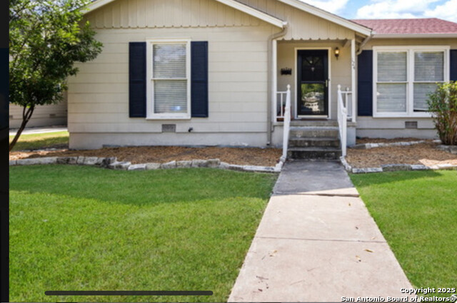 Image 2 of 12 For 124 Chevy Chase