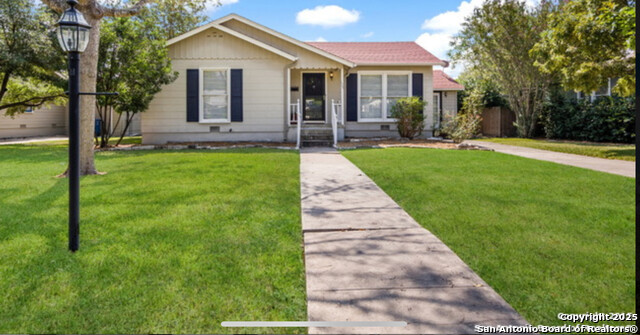 Image 3 of 12 For 124 Chevy Chase