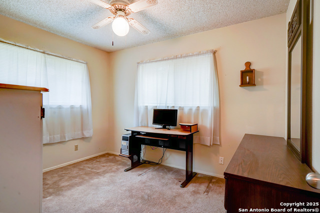 Image 20 of 28 For 3706 Petry Dr