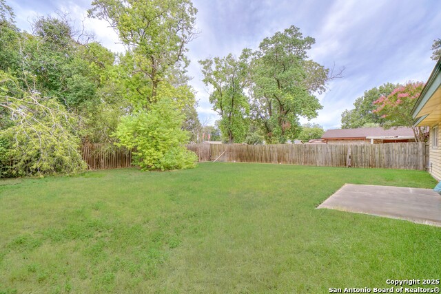 Image 26 of 28 For 3706 Petry Dr