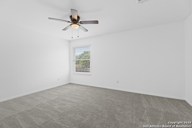 Listing photo id 18 for 9119 Sahara Woods