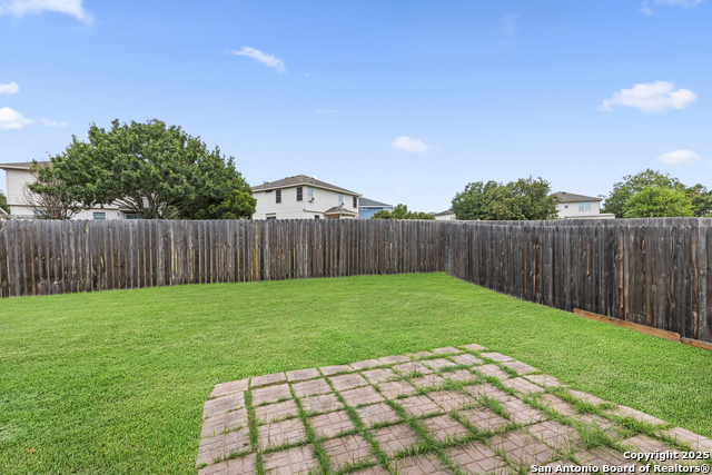 Listing photo id 21 for 9119 Sahara Woods