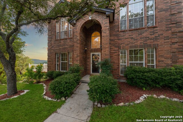 Image 4 of 40 For 11418 Lago Vista