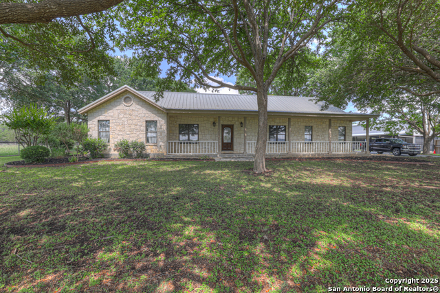 Listing photo id 36 for 624 Krueger
