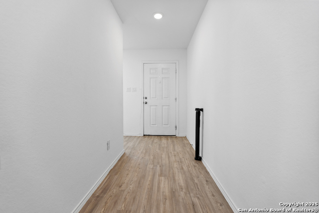 Image 4 of 30 For 5623 Mountain Point