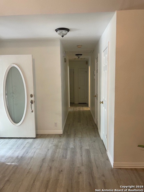 Listing photo id 3 for 106 River Knoll