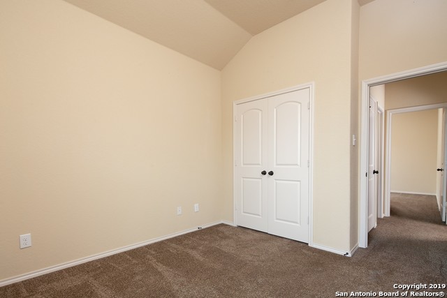 Image 12 of 16 For 514 Creekside Cir