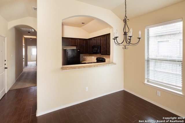Image 6 of 16 For 514 Creekside Cir