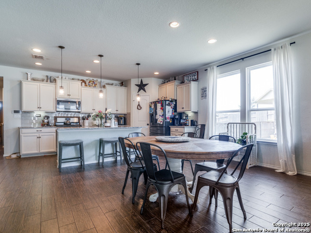 Image 10 of 15 For 6623 Bowie Cove