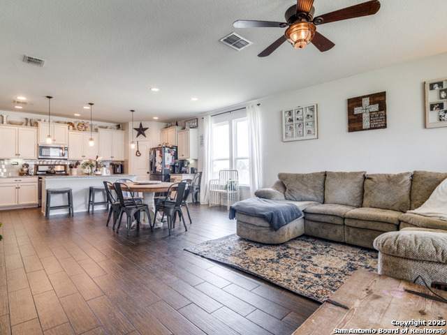 Image 11 of 15 For 6623 Bowie Cove