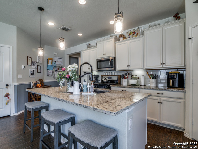 Image 7 of 15 For 6623 Bowie Cove