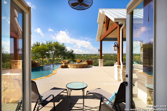 Image 33 of 109 For 1023 Comanche Rdg