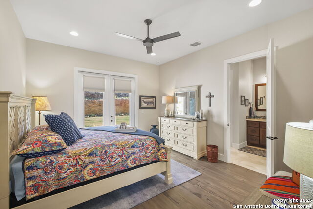 Image 41 of 109 For 1023 Comanche Rdg