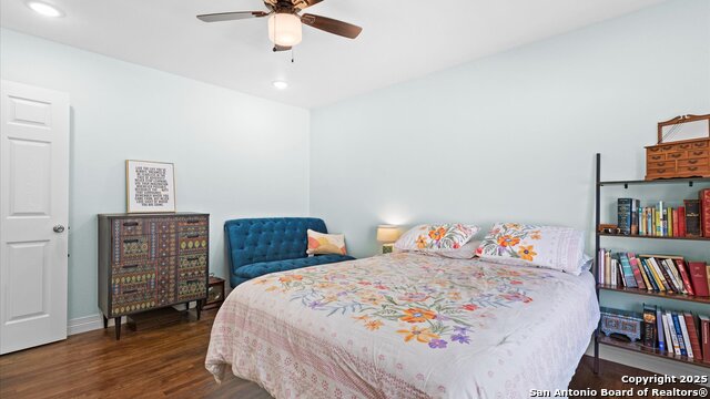 Image 22 of 31 For 135 Irvington