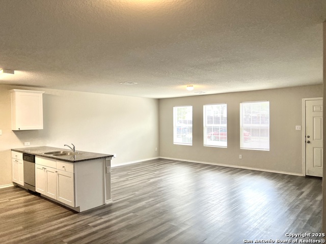 Image 5 of 13 For 7019 Declan  