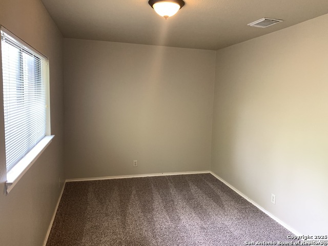 Image 11 of 27 For 6303 Maverick Oak