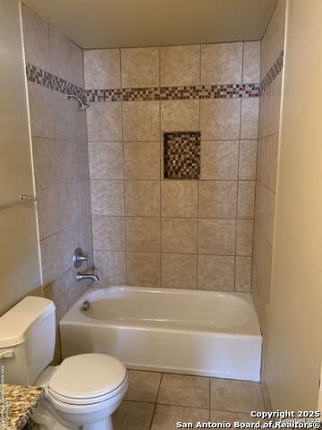 Image 15 of 27 For 6303 Maverick Oak