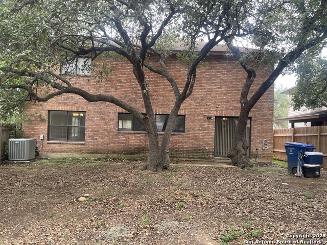 Image 16 of 27 For 6303 Maverick Oak