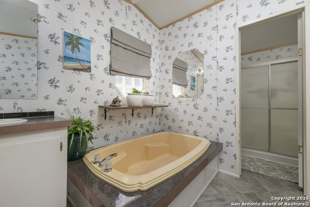 Image 14 of 29 For 21601 Long Hill