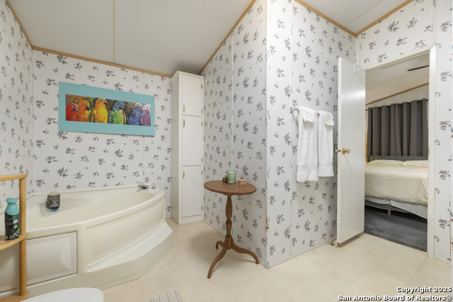 Image 18 of 29 For 21601 Long Hill