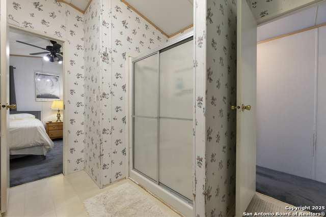 Image 19 of 29 For 21601 Long Hill