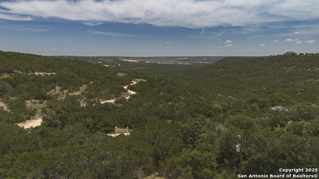 Image 20 of 29 For 21601 Long Hill