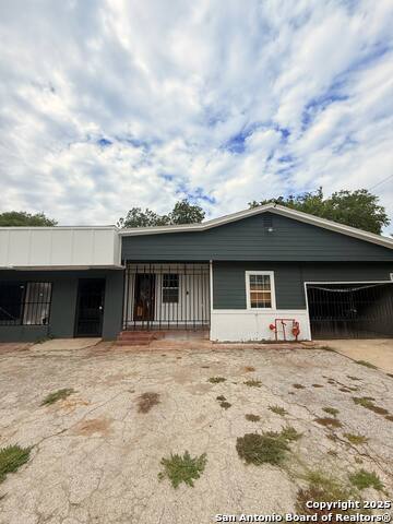 Image 4 of 8 For 623 Ceralvo