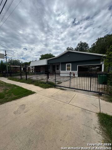 Image 5 of 8 For 623 Ceralvo