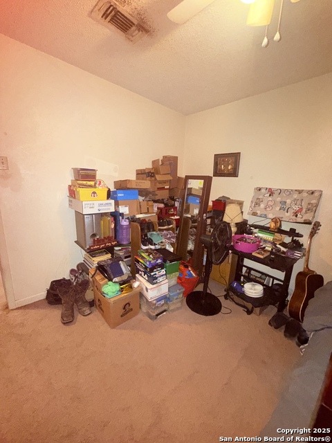Listing photo id 25 for 110 7th  