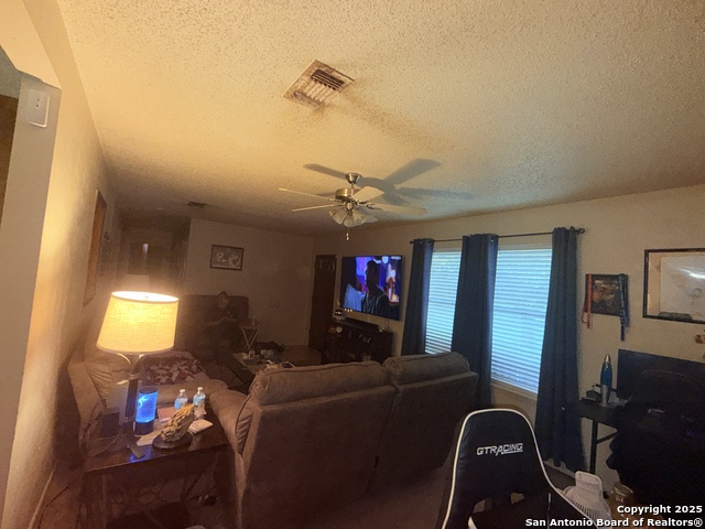 Listing photo id 30 for 110 7th  