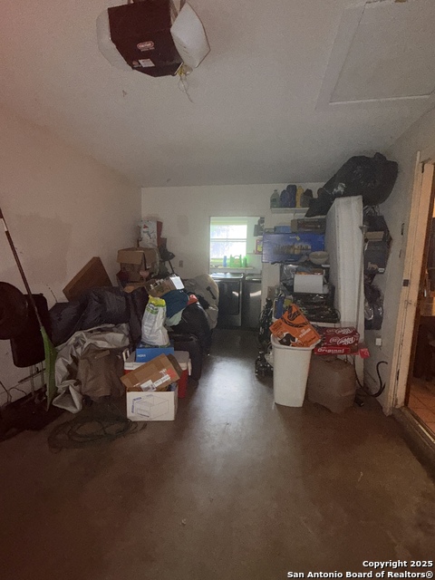 Listing photo id 35 for 110 7th  