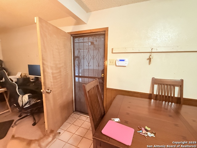 Listing photo id 36 for 110 7th  