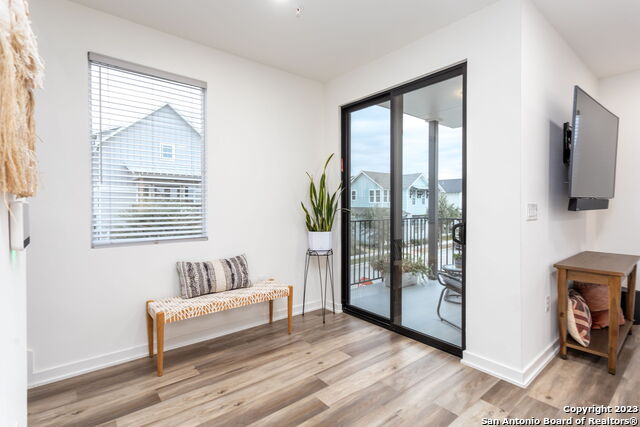 Listing photo id 11 for 657 Stadtbach  8