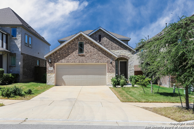 Listing photo id 0 for 2046 Egret Avenue