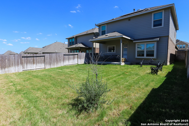 Listing photo id 20 for 2046 Egret Avenue