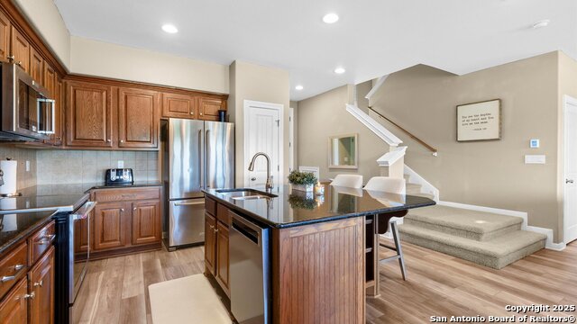 Image 5 of 40 For 1111 Long Creek  Unit 204