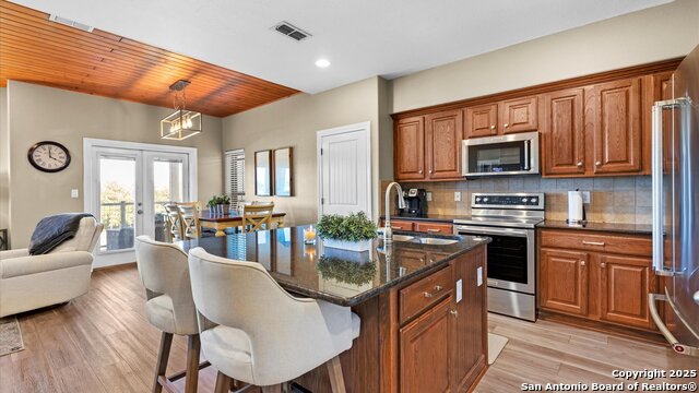 Image 6 of 40 For 1111 Long Creek  Unit 204