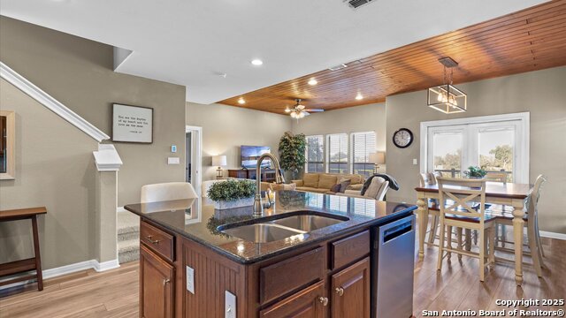 Image 7 of 40 For 1111 Long Creek  Unit 204