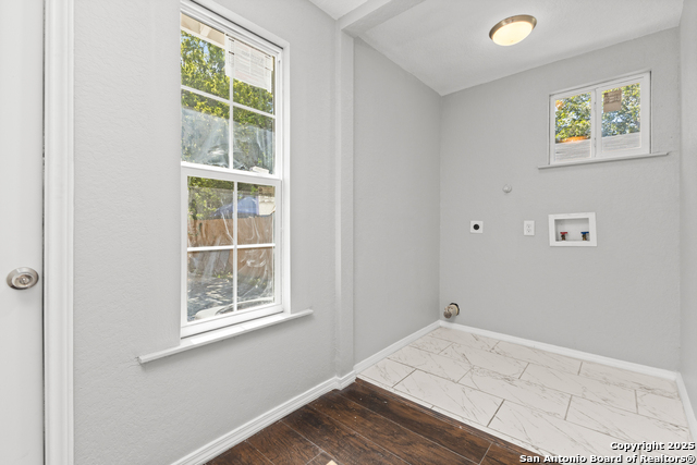 Image 16 of 20 For 714 Hallie Ave