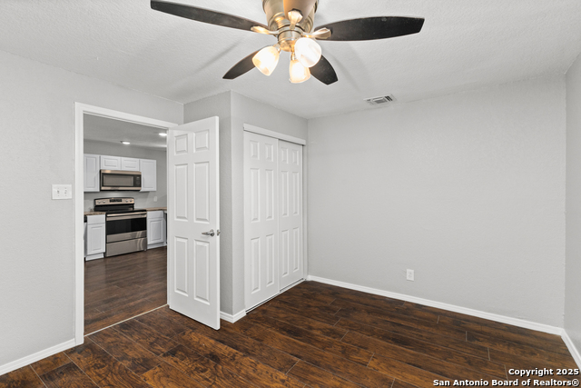 Image 9 of 20 For 714 Hallie Ave