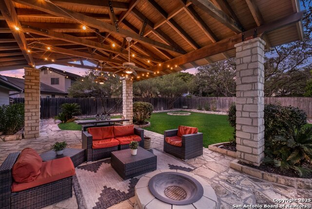 Image 28 of 34 For 2118 Encino Loop